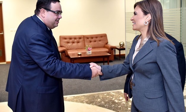 New appointed CEO of GAFI Mohsen Adel with Minister of Investment Sahar Nasr – Press photo.