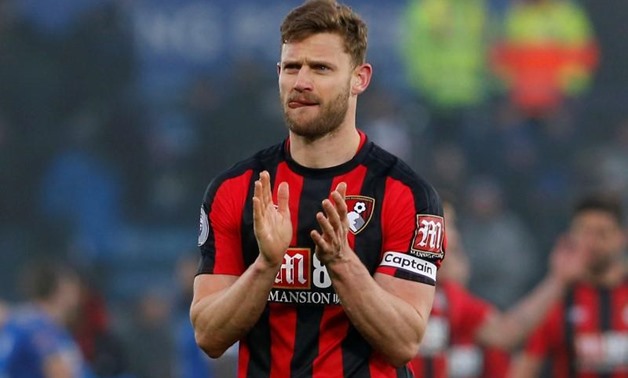Soccer Football - Premier League - Leicester City vs AFC Bournemouth - King Power Stadium, Leicester, Britain - March 3, 2018 Bournemouth's Simon Francis applauds the fans after the match Action Images via Reuters/Craig Brough
