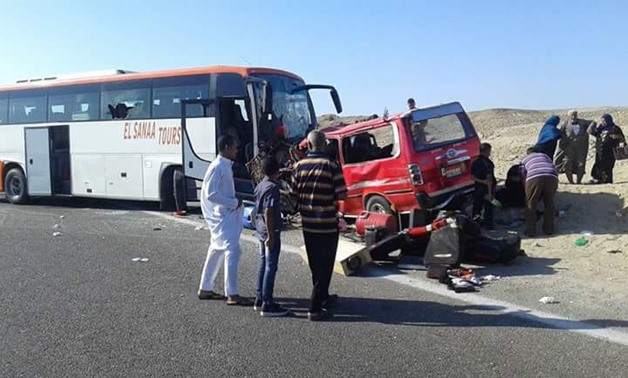 8 killed, 14 injured over a car accident on Red Sea road - FILE