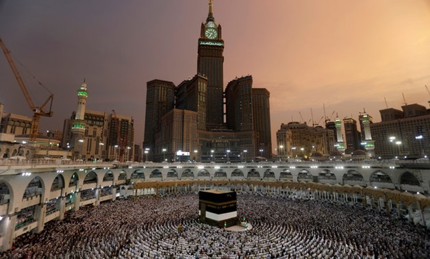 1,000 Egyptian relatives of army, police, and victims of violent acts reach Mecca - FILE