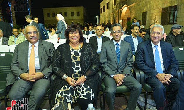 Min. of Culture Enas Abdel Dayem with some attendees – Egypt Today.