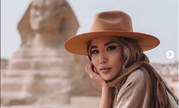  Photo of American blogger in the Giza Plateau on Instagram Eugenie Grey - @feralcreature 
