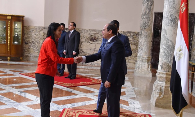 President Abdel Fatah al-Sisi honors the national squash team and women's football team on November 29, 2018 - Press photo