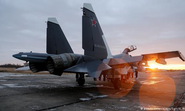 Russian fighter jets land in Crimea amid Ukraine tensions