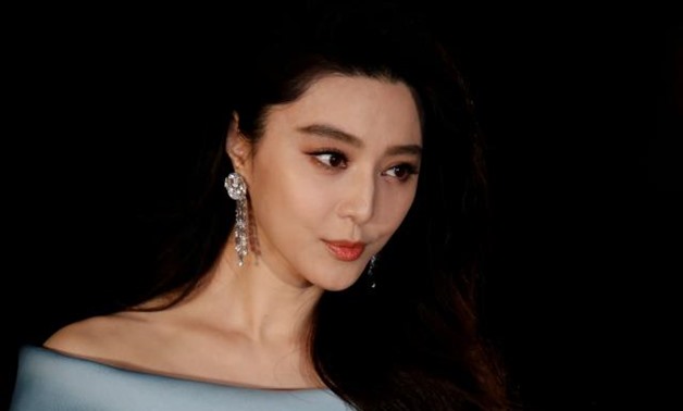 FILE PHOTO: Chinese actress Fan Bingbing poses on the red carpet at the Asian Film Awards in Hong Kong, China March 21, 2017. REUTERS/Bobby Yip/File Photo.
