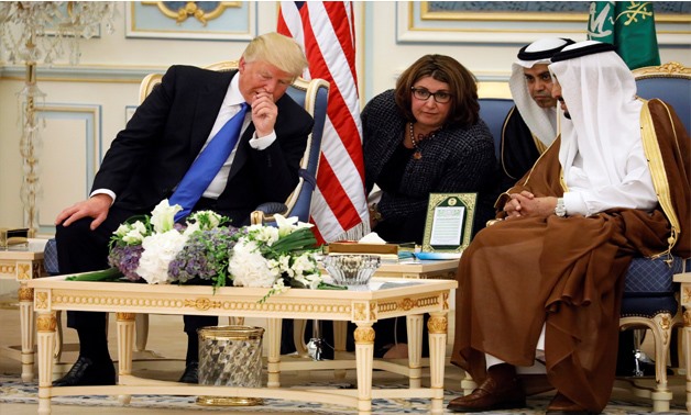 Saudi Arabia's King Salman bin Abdulaziz Al Saud welcomes U.S. President Donald Trump during a reception ceremony at the Royal Court in Riyadh, Saudi Arabia May 20, 2017. REUTERS/Jonathan Ernst
