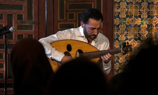 Prominent Iraqi musician Naseer Shamma – CC via Wikimedia Commons/Flickr/Hichem Merouche