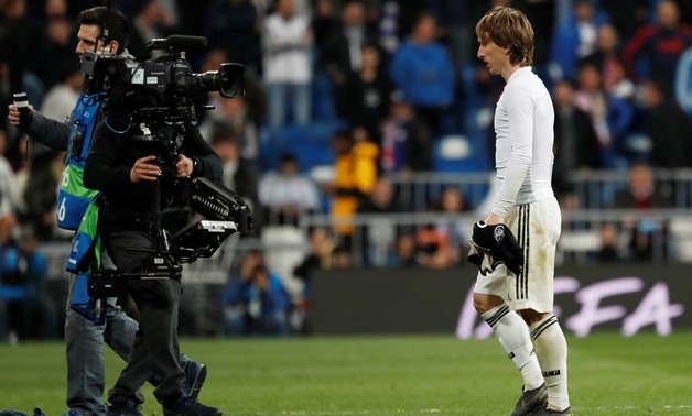 Soccer Football - Champions League - Round of 16 Second Leg - Real Madrid v Ajax Amsterdam - Santiago Bernabeu, Madrid, Spain - March 5, 2019 Real Madrid's Luka Modric looks dejected at the end of the match REUTERS/Susana Vera
