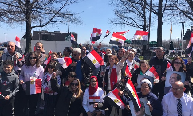 Many of the Egyptian expatriates in the U.S. were seen gathering, preparing to receive President Sisi in Washington – Press photo