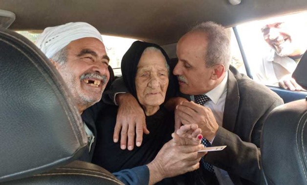 Sarriya Hassan Sorour, a 105-year-old woman participates in the referendum in Qalubiya – Press photo