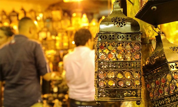 People buy lanterns in Sayyida Zeinab - Osama Maher