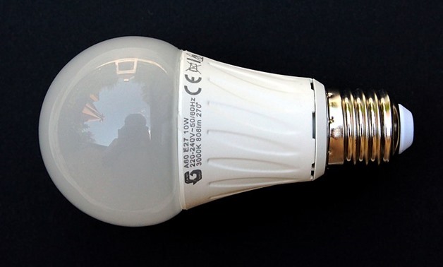 LED light bulbs with Edison screw- CC via Wikimedia
