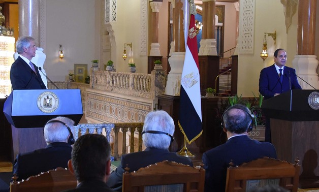 President Abdel Fatah al-Sisi (R) and Uruguayan President Tabaré Vázquez (L) - press photo