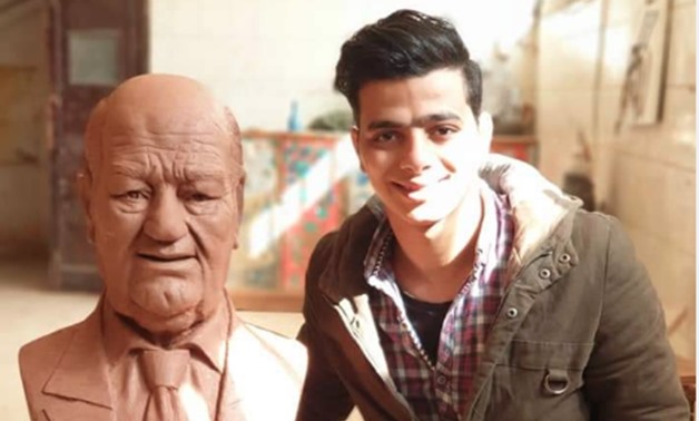 Young Sculptor Mahmoud Fouad and Hassan Hosny's sculpture 