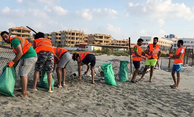 The volunteers carried out a beach clean-up campaign in a beach in the city of Baltim, where plastic were collected in as many as 25 sacks - Courtesy of Youth Loves Egypt organization 