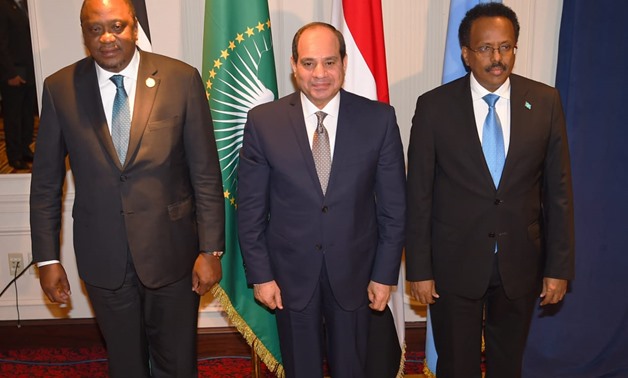 President Abdel Fatah al-Sisi (middle), Somali President Mohamed Abdullahi Formaajo (r), and Kenyan President Uhuru Kenyatta in summit meeting held on the sidelines of the UNGA in New York. September 25, 2019.