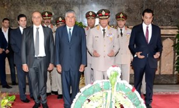 President Abdel Fatah al-Sisi delegated Defense Minister Mohamed Zaki to lay a wreath at the tomb of late president Gamal Abdel Nasser - Press Photo
