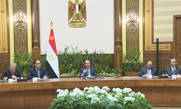President Abdel Fattah al-Sisi on Wednesday met with the newly-appointed governors and their deputies, after they were sworn in, in his presence - Press photo