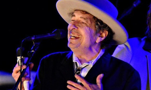 FILE PHOTO: U.S. musician Bob Dylan performs during on day 2 of The Hop Festival in Paddock Wood, Kent on June 30th 2012. REUTERS/Ki Price/File photo