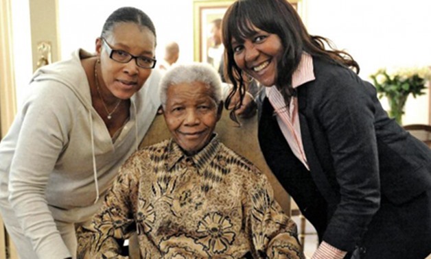 Nelson Mandela with his first-family daughter, Princess Zenani Mandela-Dlamini, and second-family granddaughter Ndileka Mandela (Photo: Reuters)