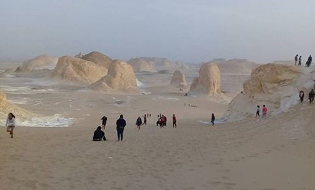 Desert walkers in the Western Desert - Fathi Abdullah Benghar