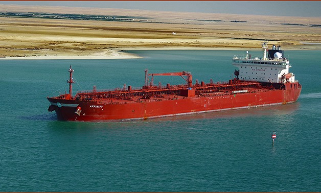 Oil tanker travelling through Suez Canal -via Wikimedia Commons