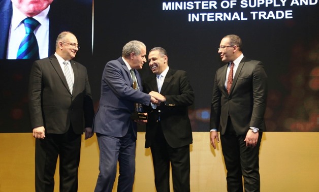 Egyptian Supply Minister Ali Moselhy on Tuesday was granted an award by leading economics magazine Business Today, during the annual BT100 ceremony that honors top influential figures and companies positively impacting the Egyptian economy - Egypt Today