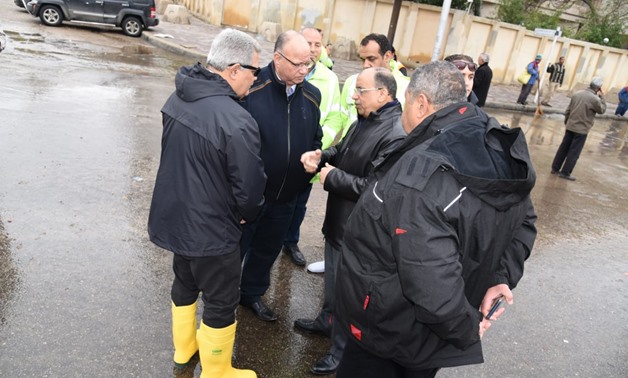 Egyptian minister of local development and Cairo governor have checked work to remove rain water and face the wave of unstable weather – Press photo