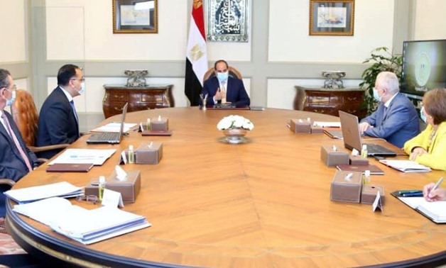 Egyptian President Abdel Fattah El-Sisi heads a Cabinet meeting - Press photo