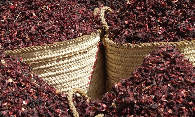 Hibiscus tea in Aswan market – Revolution_Ferg via Flickr