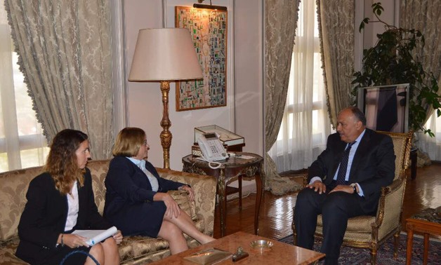 FM Sameh Shokry (R) and Janet Kackmen (L) in a meeting in the Foreign Affairs Ministry headquarter