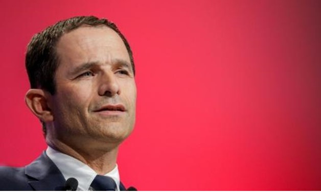 Top French Socialist Hamon quits to start new movement - AFP
