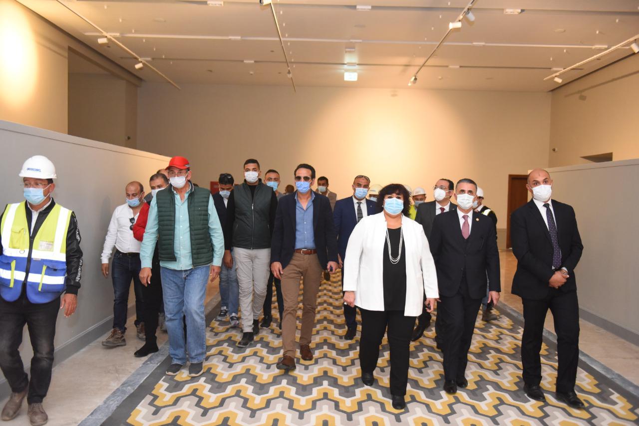 122312-وزيرة-الثقافة 122312-وزيرة-الثقافة