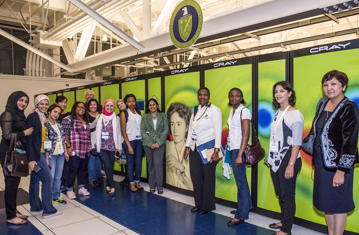 Reshma Singh hosts TechWomen emerging STEM leaders and climate tech entrepreneurs from Africa, Asia, and the Middle East at Berkeley Lab. © The Regents of the University of California, Lawrence Berkeley National Laboratory.