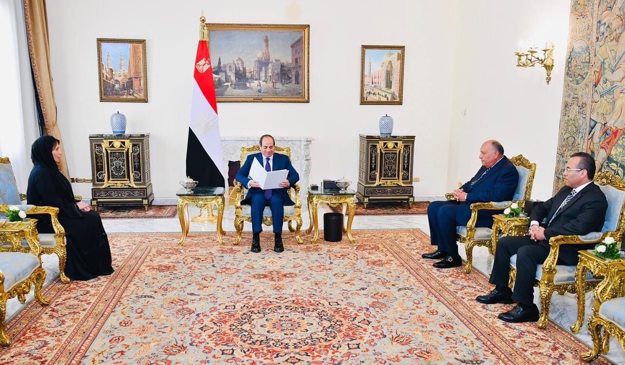 Sisi 3 Sisi 3
