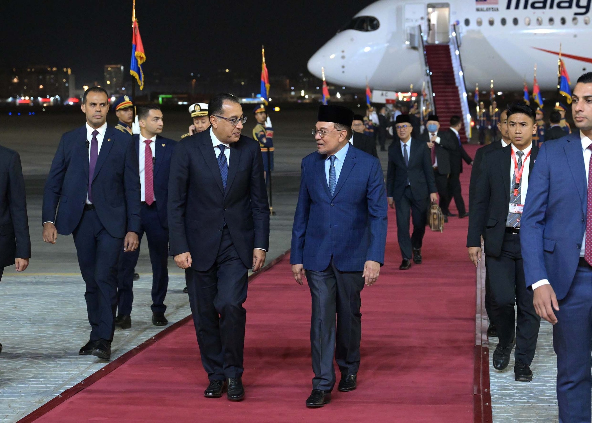 Egypt and Malaysian PMs 4 Egypt and Malaysian PMs 4