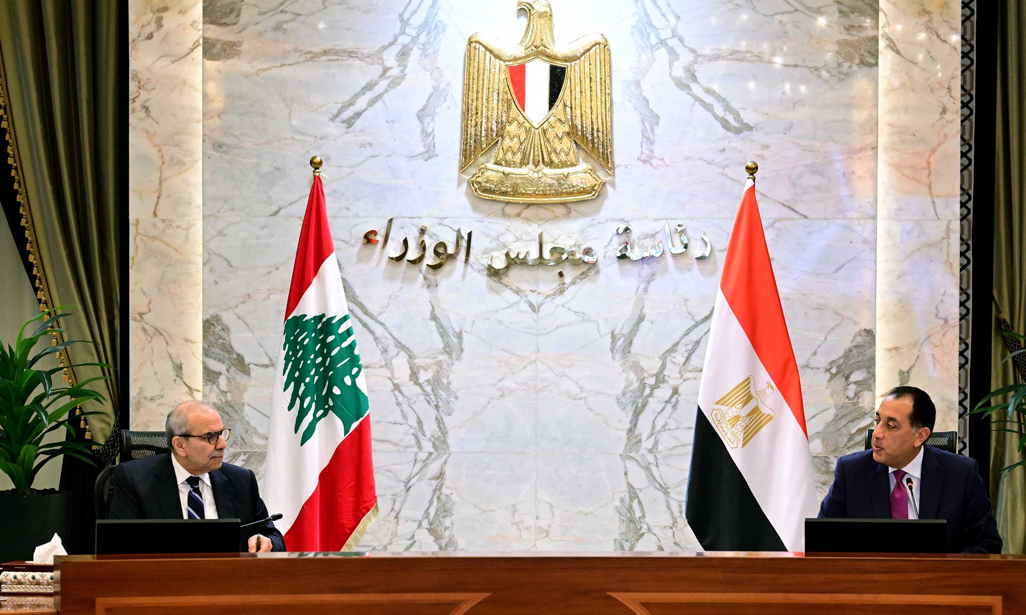 Egyptian and Lebanese prime ministers meet in Egypt Egyptian and Lebanese prime ministers meet in Egypt
