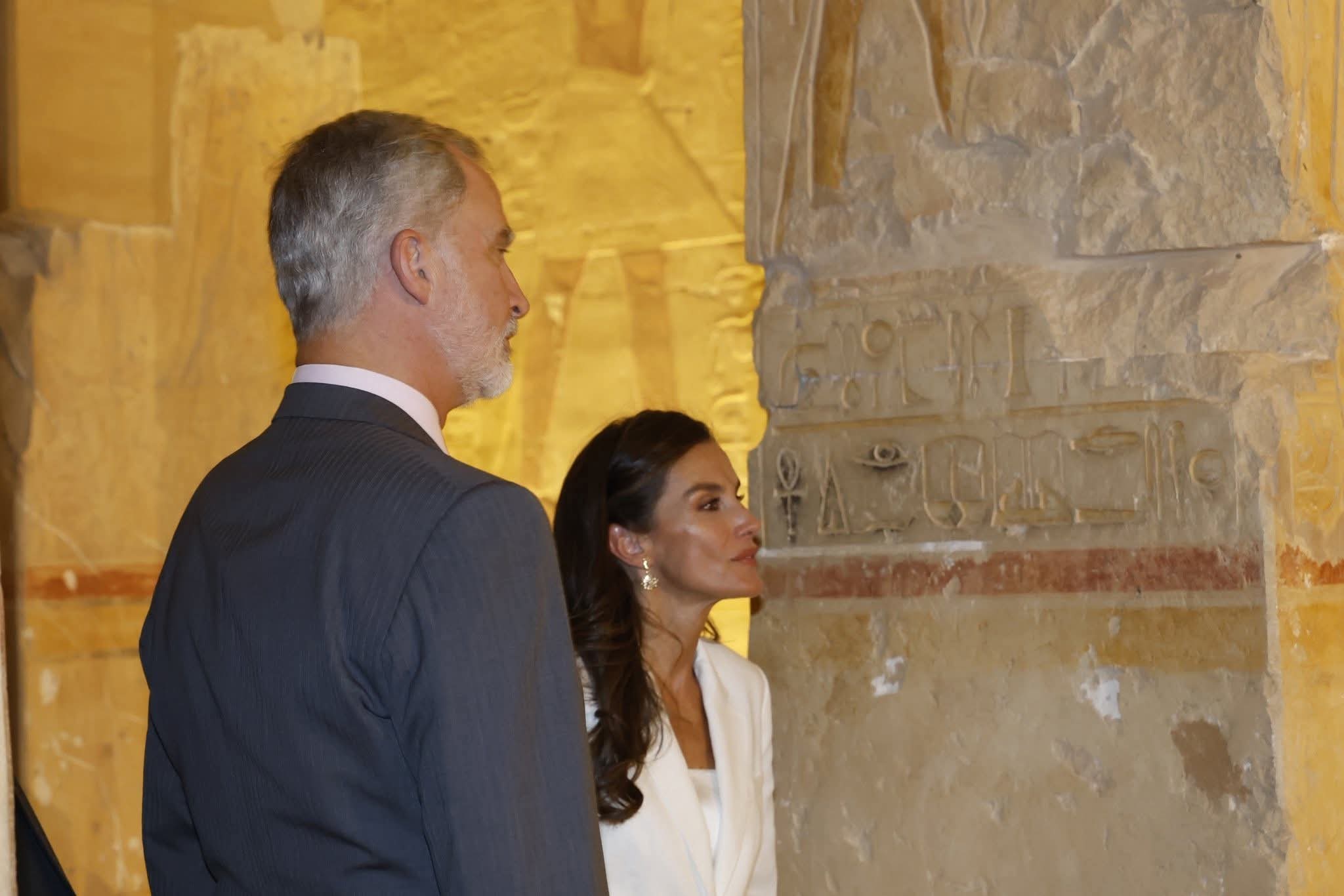 King Felip at Queen Hatshepsut temple 3 King Felip at Queen Hatshepsut temple 3