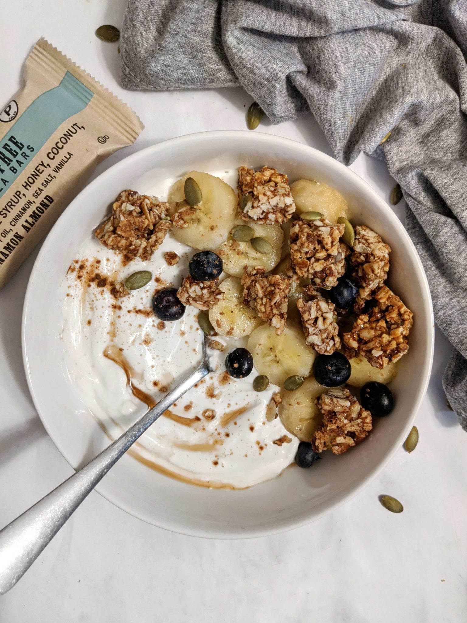 The-Perfect-Greek-Yogurt-Breakfast-Bowl-1-1-1536x2048