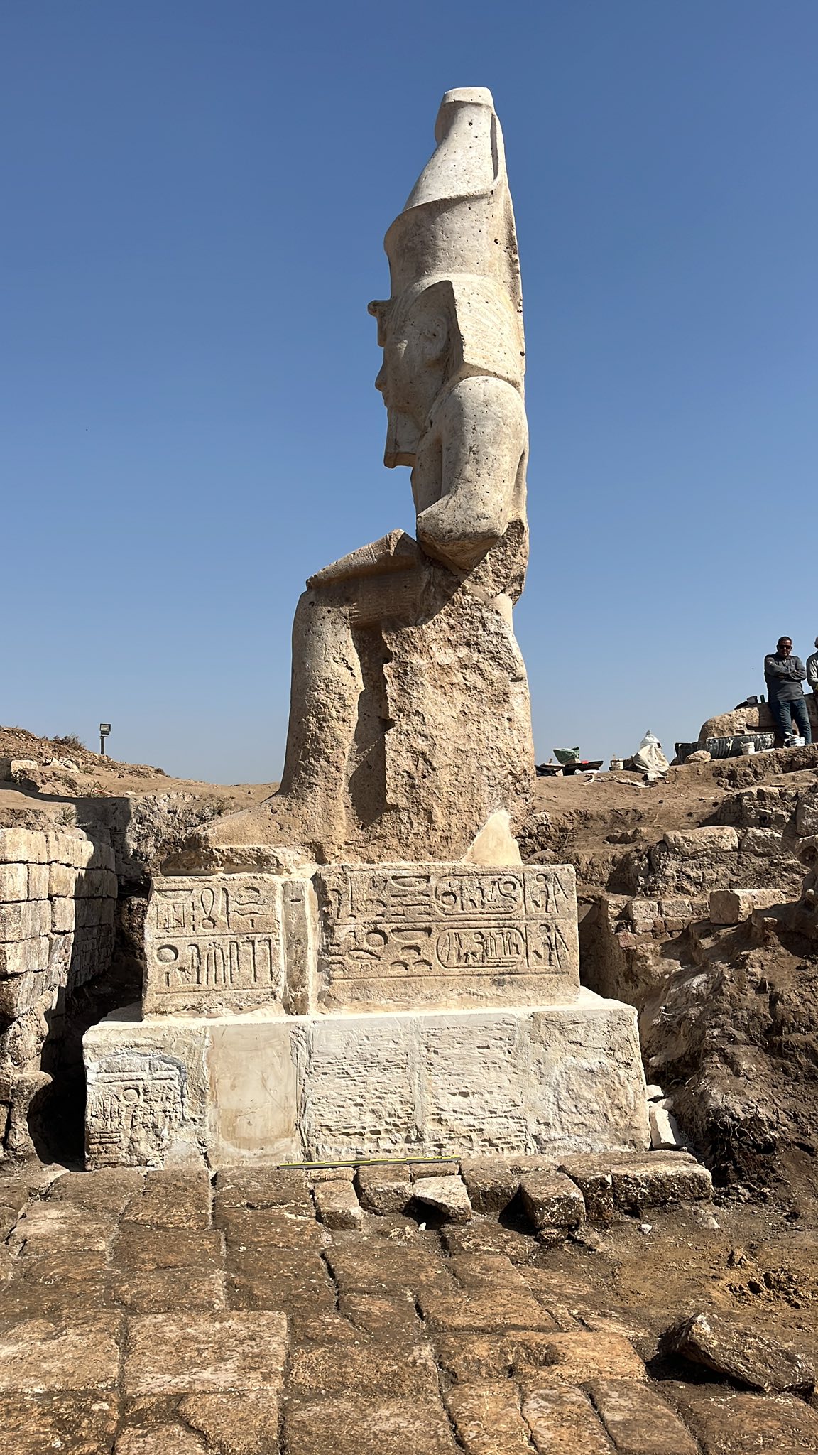 Ramses 2 statue Ramses 2 statue