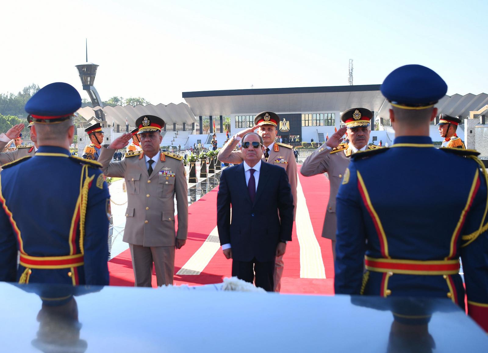 Sisi lays wreath at the Armed Forces memorial and Sadat tomb Sisi lays wreath at the Armed Forces memorial and Sadat tomb