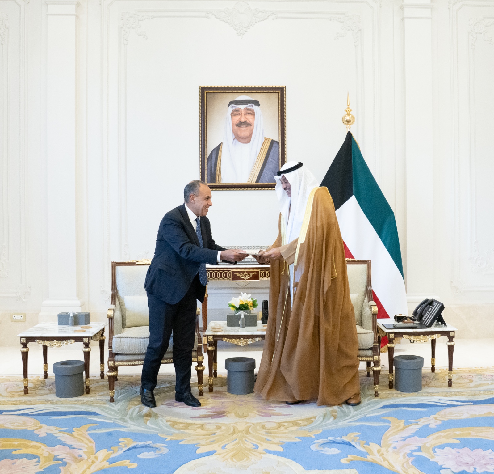 Egypt FM hands over a message from President Sisi Egypt FM hands over a message from President Sisi