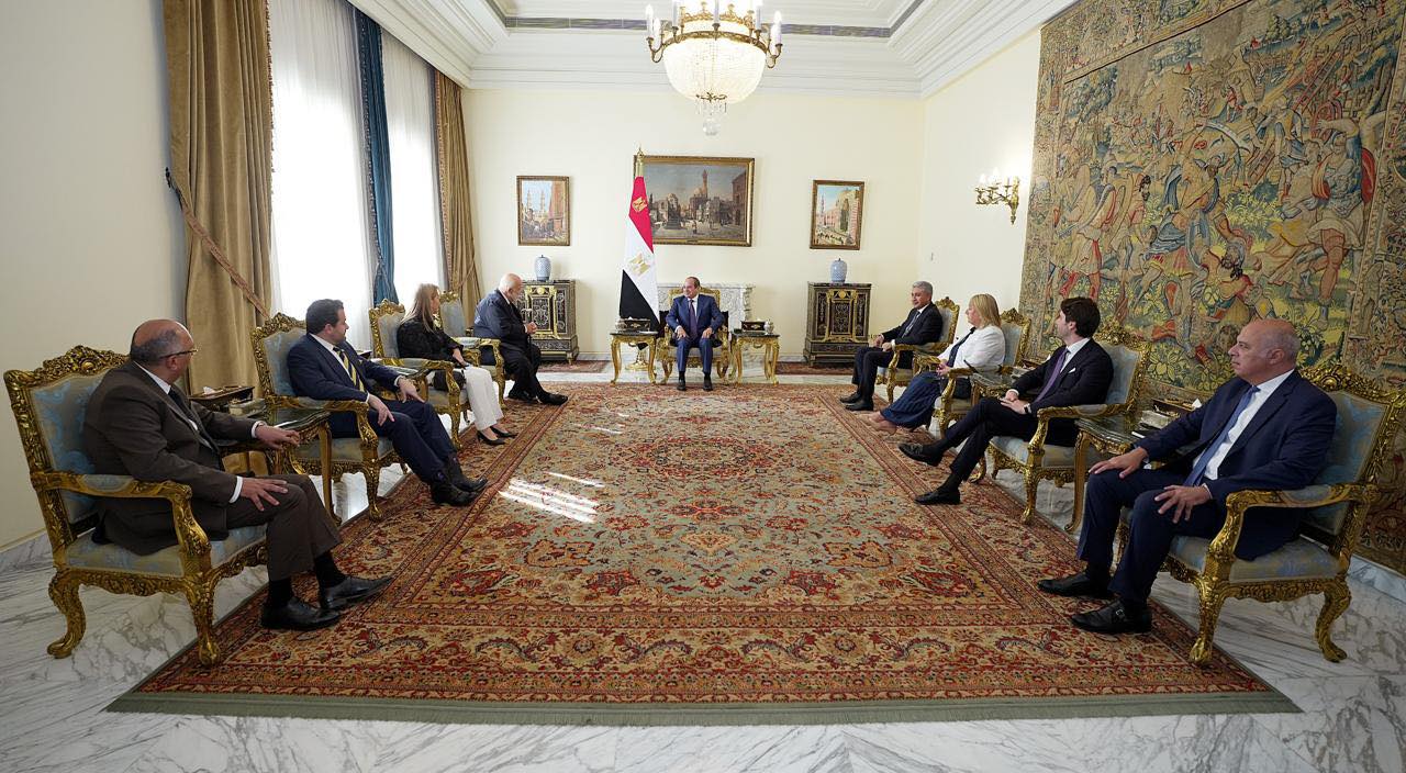 El Sisi meets WTTC leaders and other senior figures El Sisi meets WTTC leaders and other senior figures