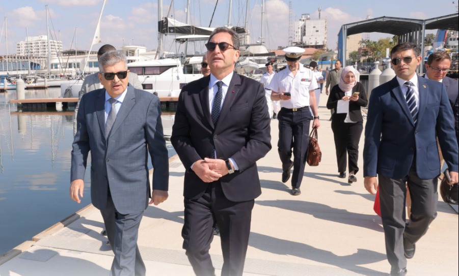 SCA chief and France ambassador checks on the transit of the French aircraft carrier