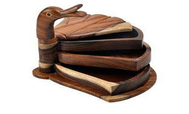 A wooden duck - Yadaweya