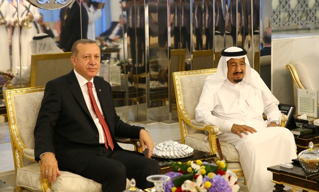 Turkish President Tayyip Erdogan meets with Saudi Arabia's King Salman bin Abdulaziz Al Saud in Jeddah, Saudi Arabia, July 23, 2017. Kayhan Ozer/Presidential Palace/Handout via REUTERS 