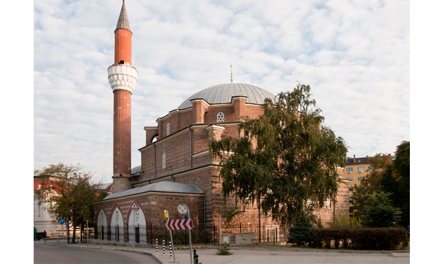 Banya Bashi Mosque in Sofia, Bulgaria – Courtesy of Wikimedia 