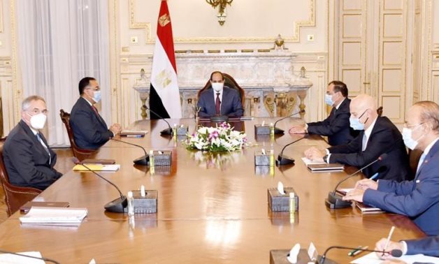 Sisi and Egyptian officials meet with Eni’s CEO and officials – Press photo