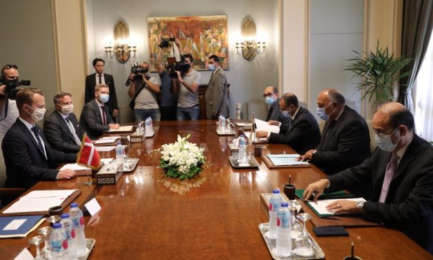 Meeting at the Egyptian Foreign Ministry’s headquarters, the two ministers have discussed the need to continue efforts to face extremism and terrorist acts