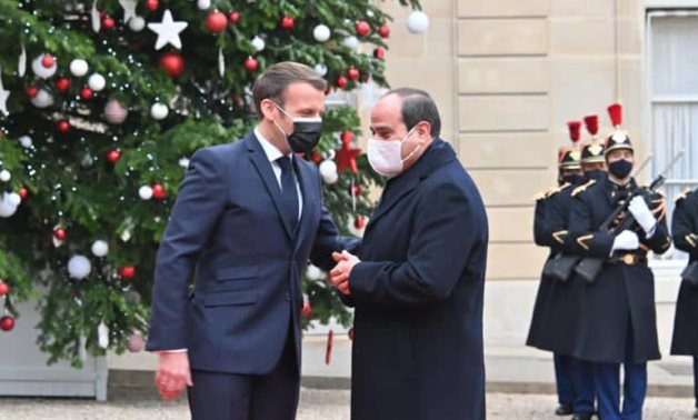 Egyptian President Abdel Fattah El Sisi meets with French President Emmanuel Macron on Monday - Presidency 